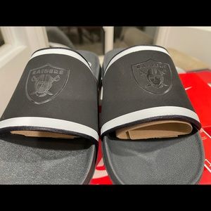 Nike | Shoes | Nike Offcourt Nfl Las 